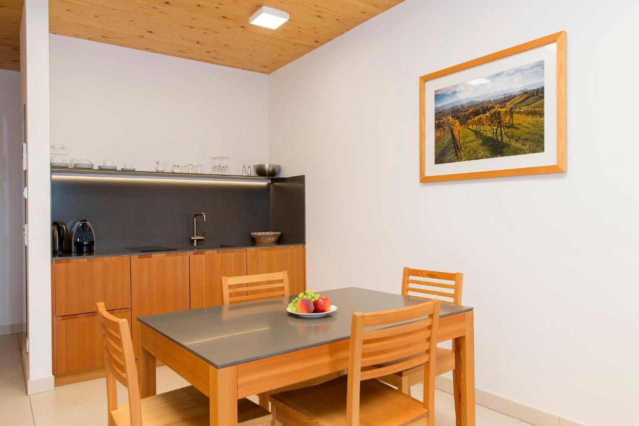 Moor-Rosl Apartmenthotel Gamlitz Buitenkant foto